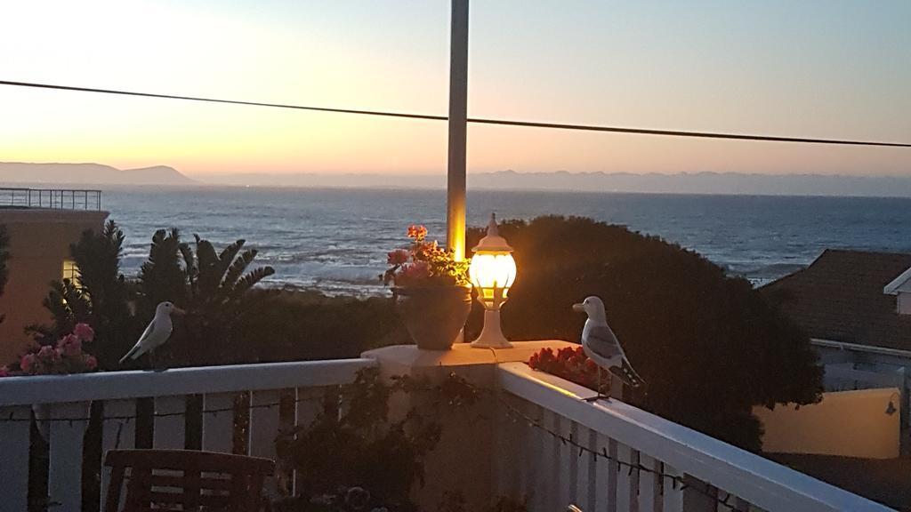 Belle Vue Guesthouse Hermanus Extérieur photo